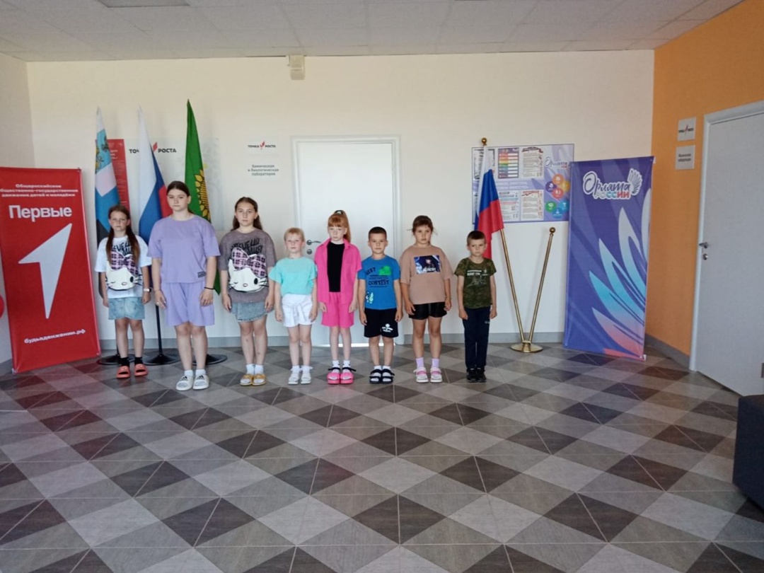Открытие лагерной смены.